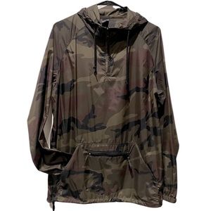 Camo Windbreaker Hooded Pullover.